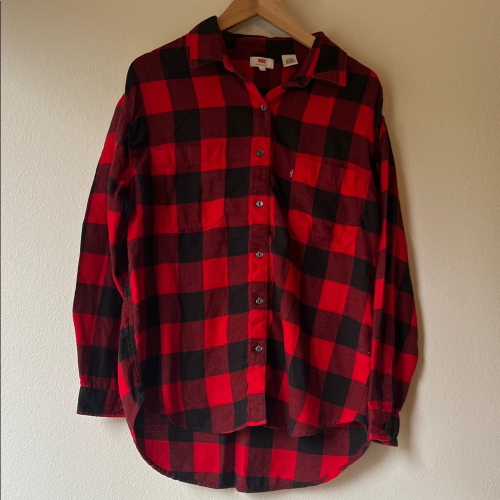 Levi's Red and Black Checkered button down flannel Shirt